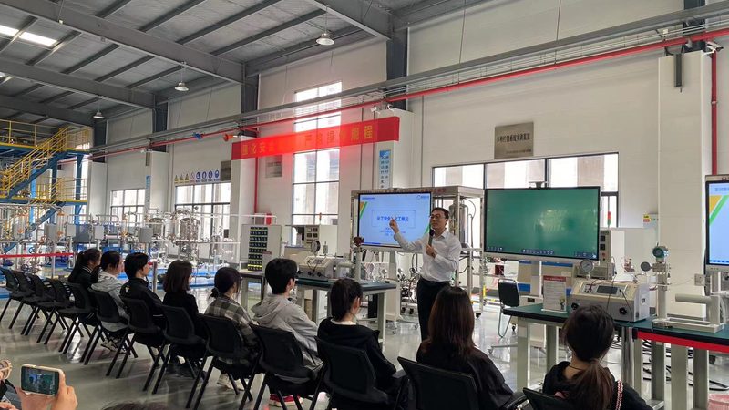 化工产品型号采购，如何规避潜在风险？**
